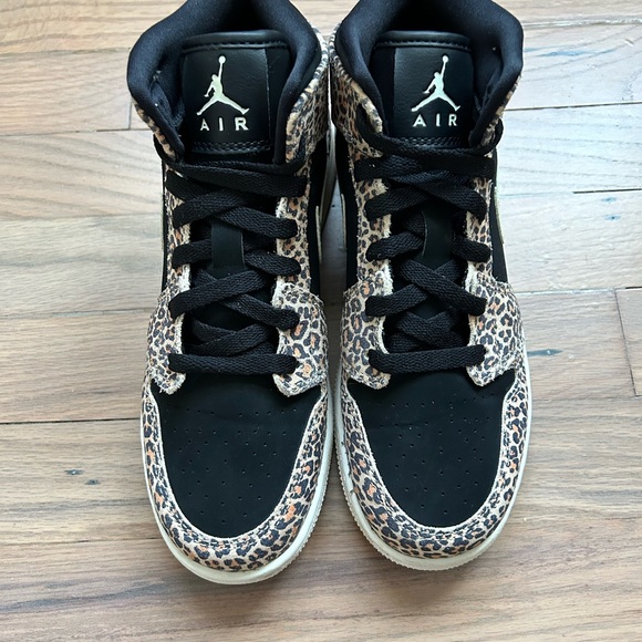 🚨SOLD🚨 - Picture 3 of 5